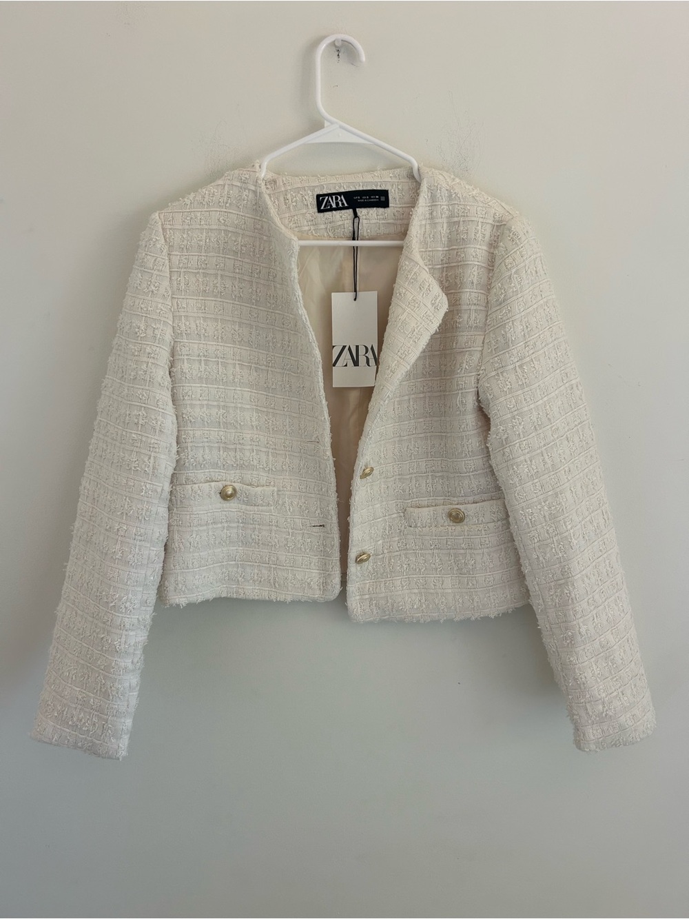 ZARA Off-White Tweed Cropped Blazer with Gold Buttons
